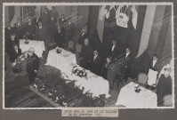 Vue en plongée de la table princière.